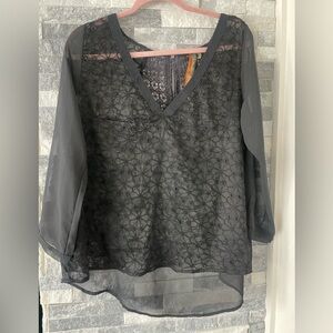 ARATTA Silent Journey Black Silk Blend Top Shirt Floral Embroidery-Large, Medium